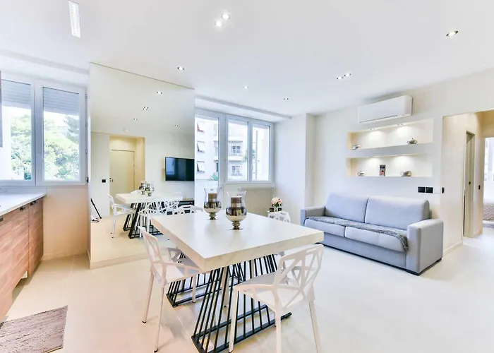 Cosy With Parking - - Mobility Lease Lejlighed