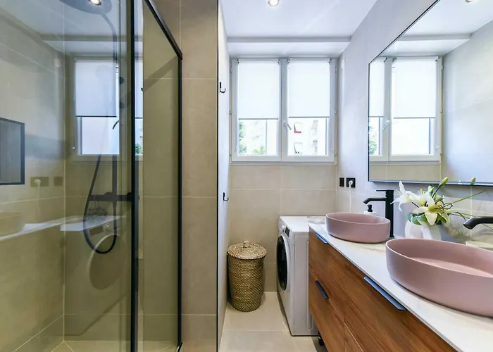 Cosy With Parking - - Mobility Lease Lejlighed