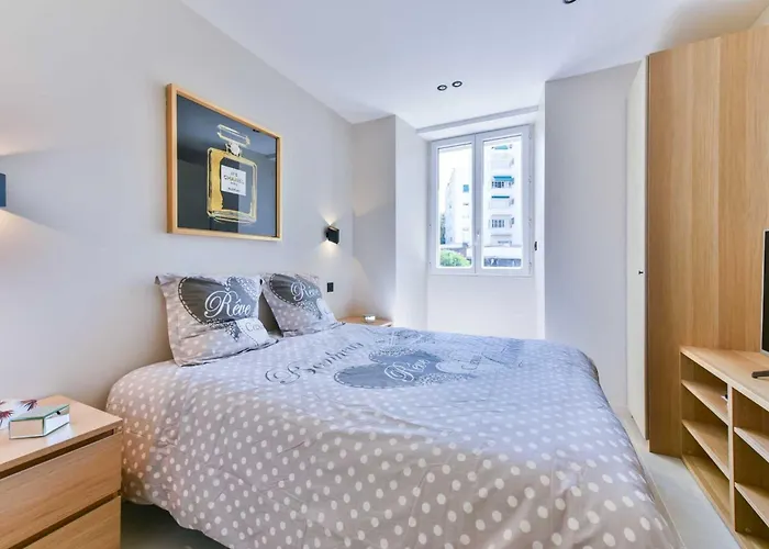 Cosy With Parking - - Mobility Lease * Cannes