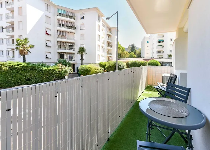 Cosy With Parking - - Mobility Lease Lejlighed