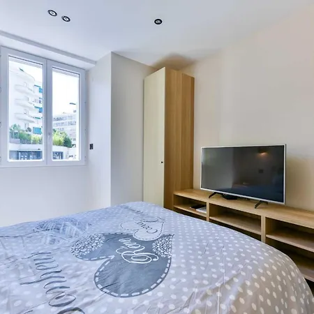 Cosy With Parking - - Mobility Lease Cannes