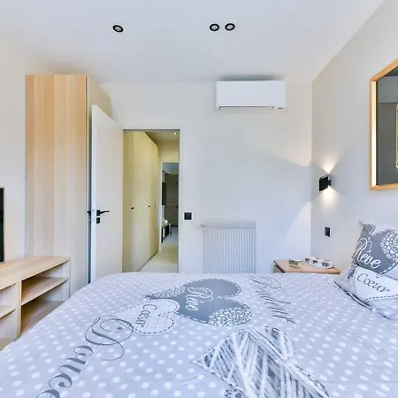 Apartamento Cosy With Parking - - Mobility Lease